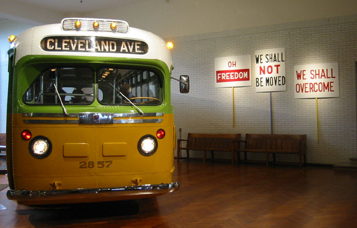 Restored Cleveland Avenue Bus